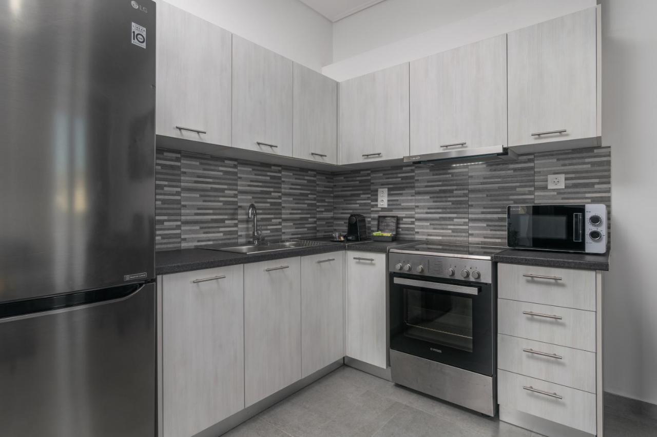 Emanouela'S Apartement In The Center Of Adamas エクステリア 写真